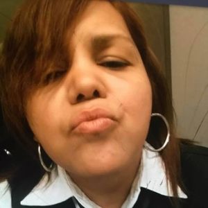 Meet your Posher, Malena